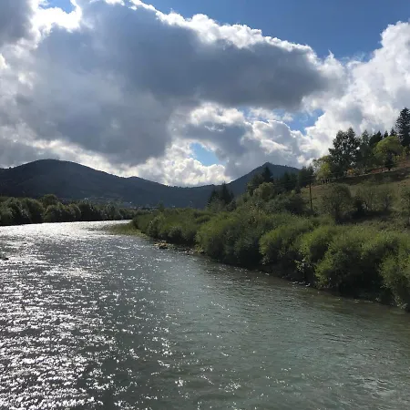 будинок з лазнею